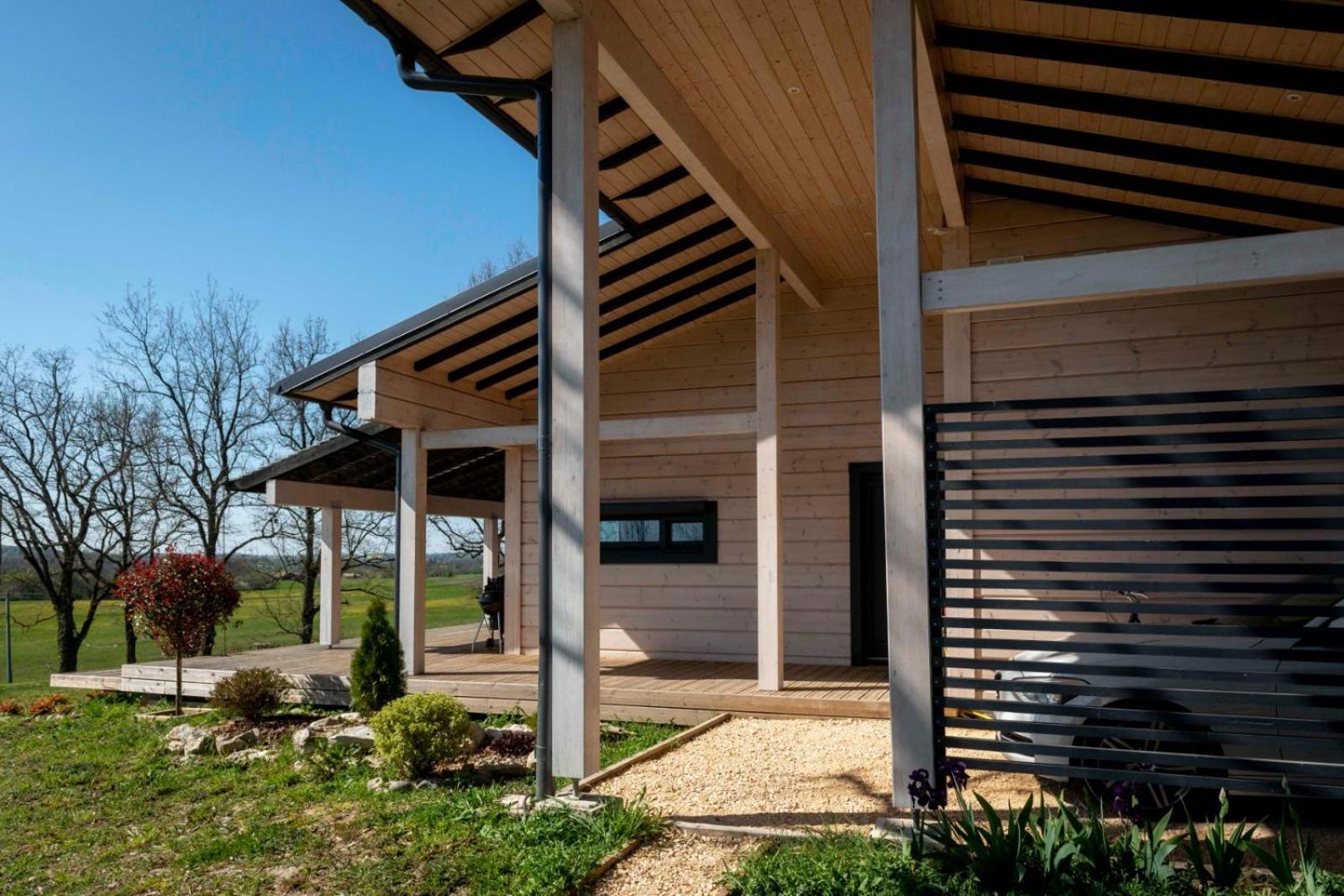 Maison Ecologique De Qualite Superieure Монфланкен Экстерьер фото